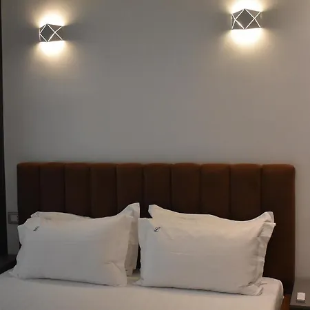 Apartamento Tam Serviced Mozart Center Tirana