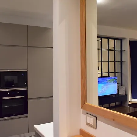 Tam Serviced Mozart Center Apartamento *
