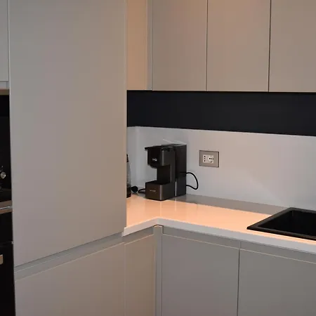 Tam Serviced Mozart Center Apartamento Tirana