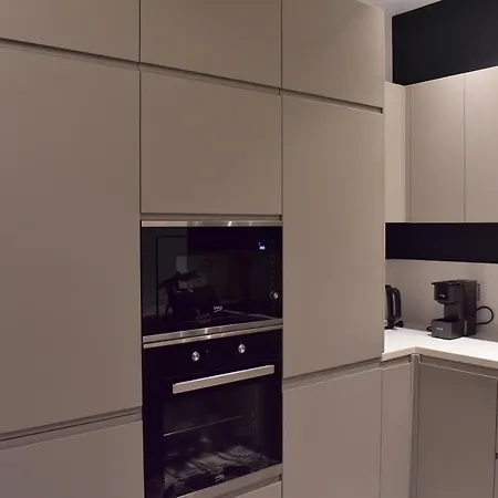 Tam Serviced Mozart Center Apartamento Tirana